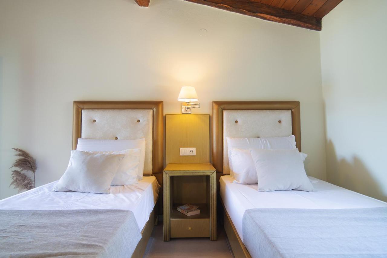 Villa Theodora View Apartments Afroditi 아기오스 게오르기오스 파곤 외부 사진