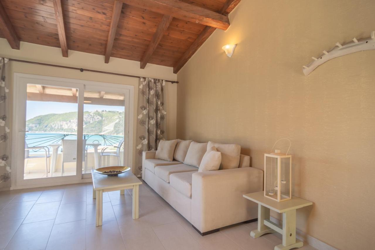 Villa Theodora View Apartments Afroditi 아기오스 게오르기오스 파곤 외부 사진